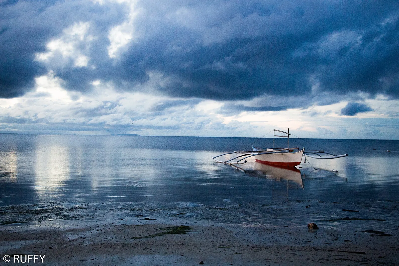 Tingko Beach i Alcoy