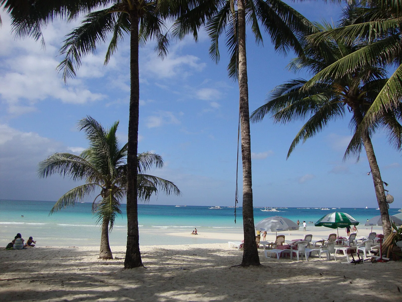 White Beach på Boracay