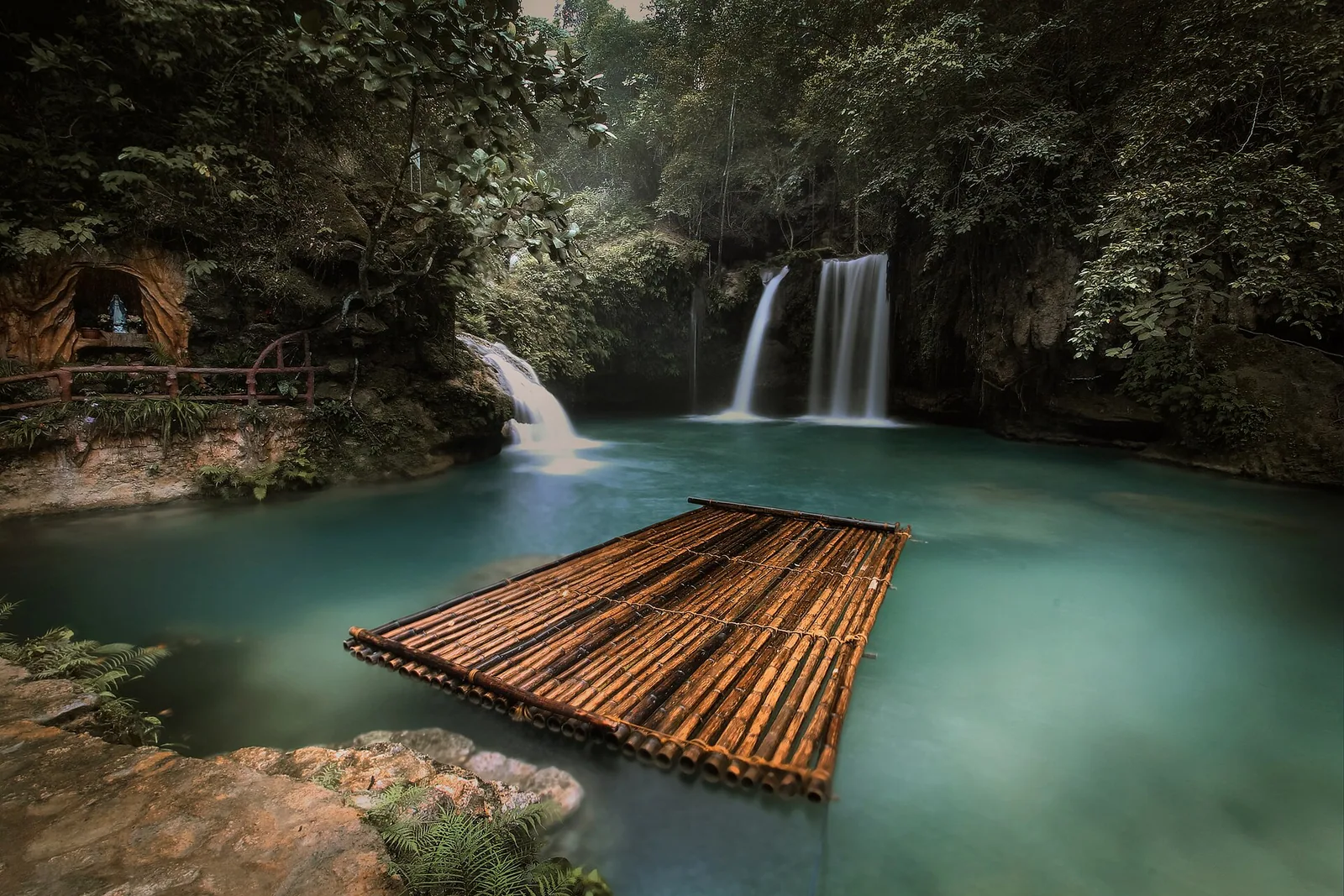 Kawasan Falls i Sør-Cebu